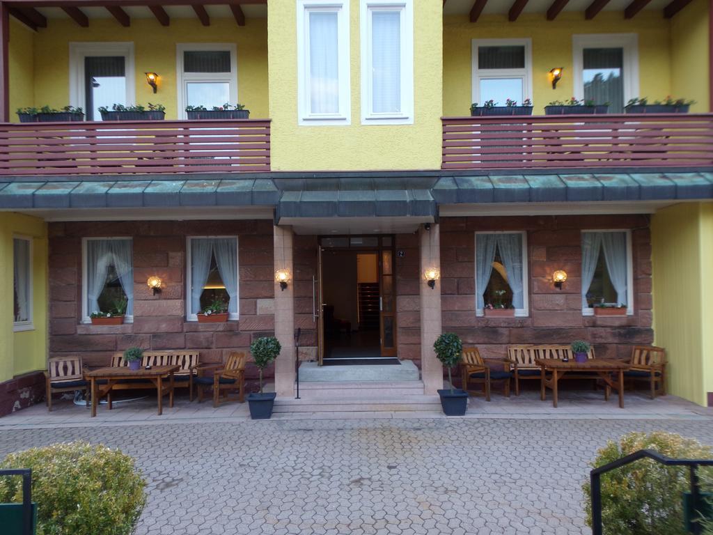 Hotel Sieben Linden Lauterbach (Rugen) Exterior foto